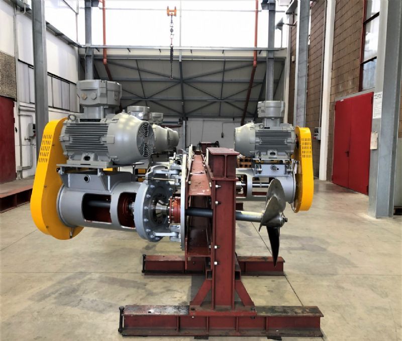 SIDE ENTRY MIXERS